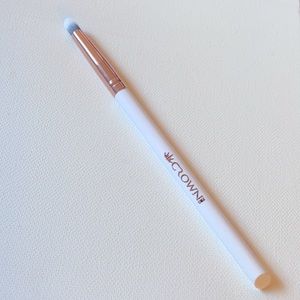 5/$25 • Full Size Crown Precision Brush
